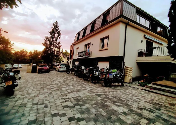 Chemin Des Vignerons * Мец