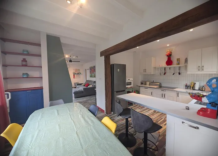 Chemin Des Vignerons * מץ