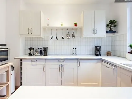 Chemin Des Vignerons * מץ